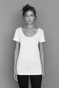 slim fit : rolled sleeves