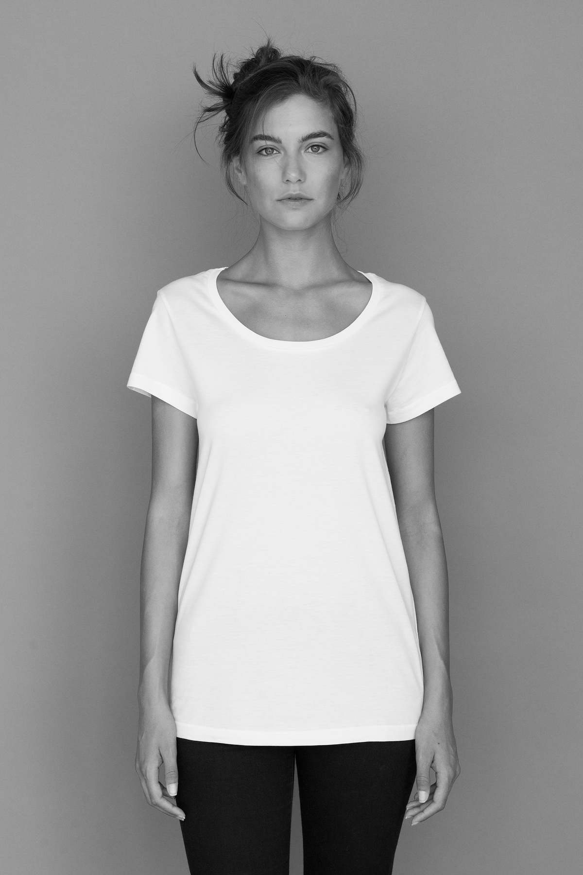 relax fit wider neck line
